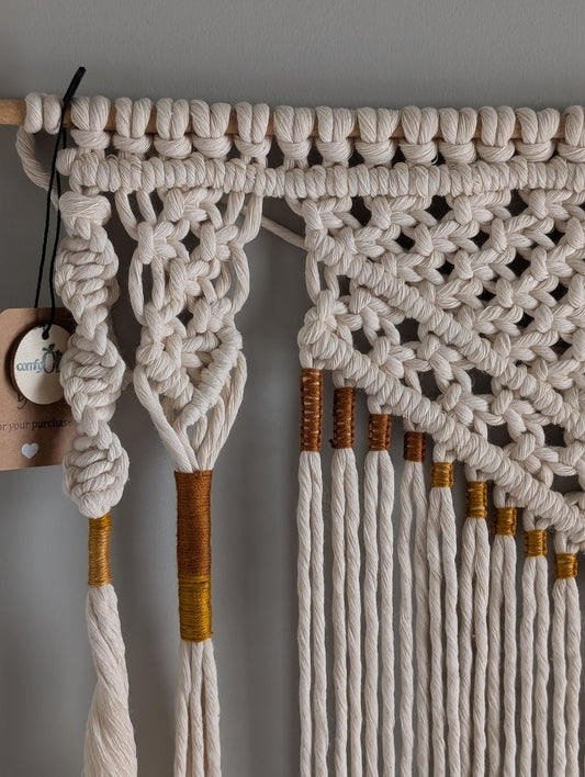 Sierra Peaks Macrame Wall Hanging – Handcrafted Texture for Modern Boho Spaces