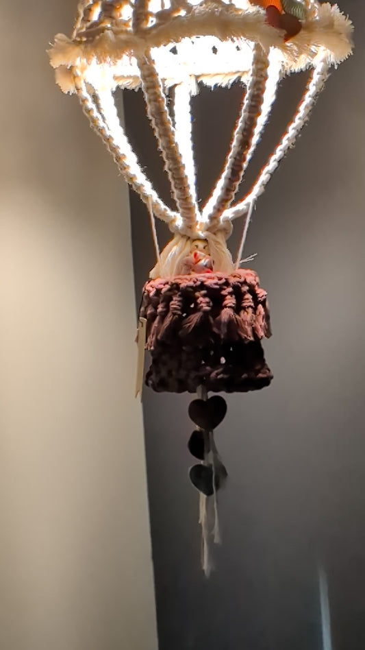 Canadian Dreamscape Kids Macrame Lamp – Hot Air Balloon Adventure Light